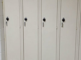 Knight Middle School, Louisville, KY Electrostatic Painting of Lockers (Phase 2)